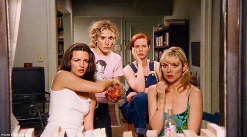 欲望都市 第一季,纽约时尚女性的都市生活画卷  第3张