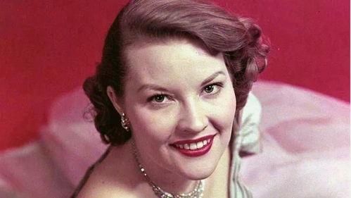 交换舞伴,交换舞伴下的浪漫邂逅  第2张